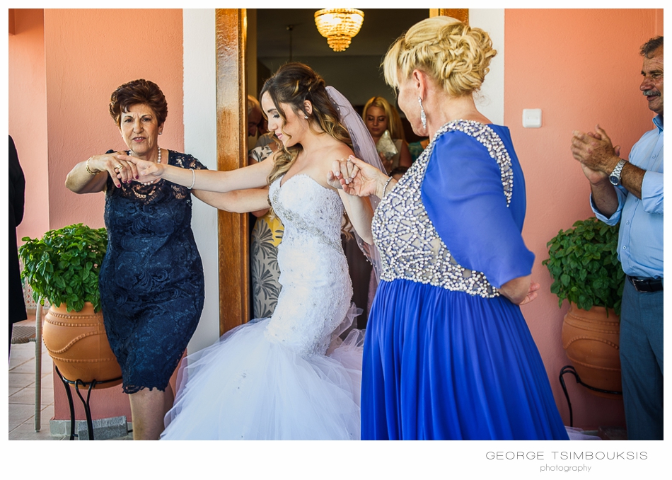 68_Wedding in Chios bride is dancing.jpg