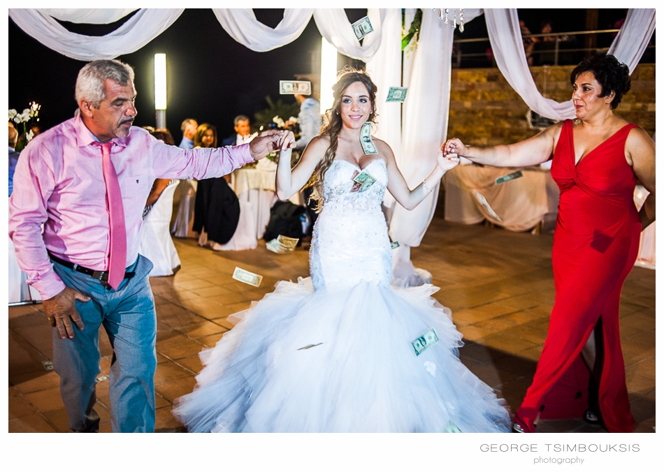 137_Wedding in Chios bride with dollars.jpg