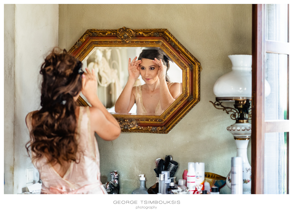 50_Wedding in Mystras bride and mirror.jpg