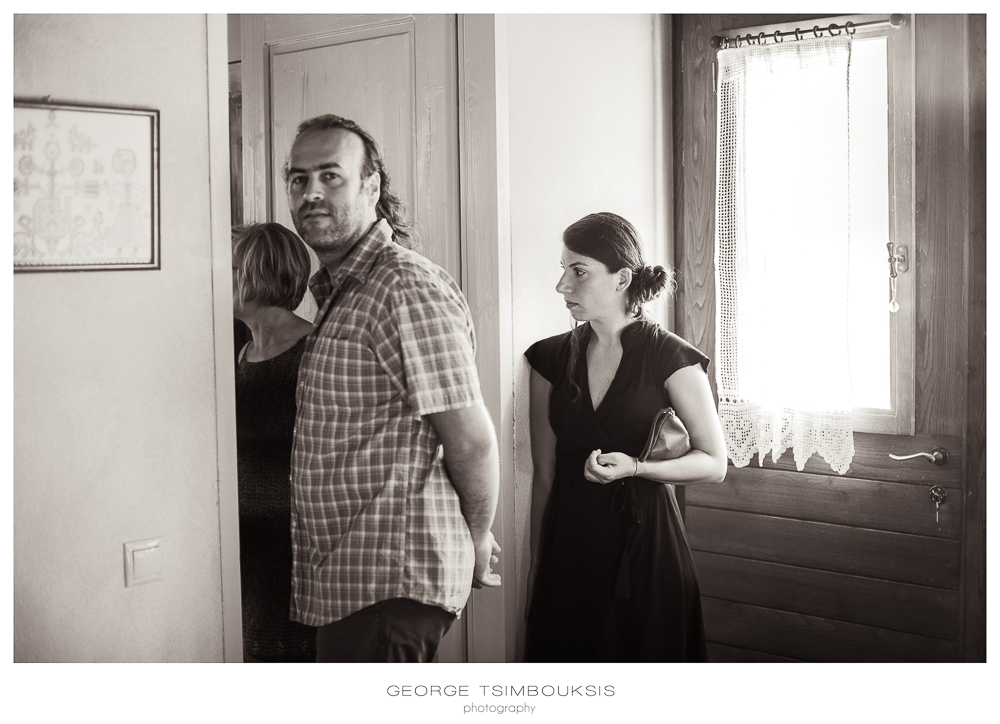 80_Wedding in Mystras_just looking.jpg