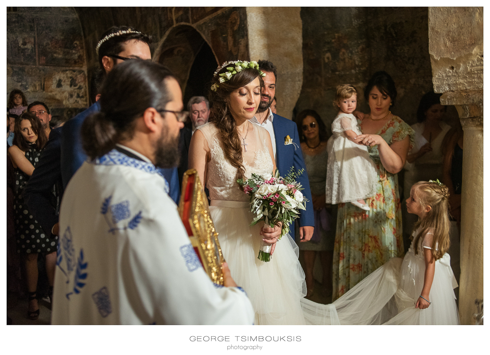 137_Wedding in Mystras_bride in the church.jpg