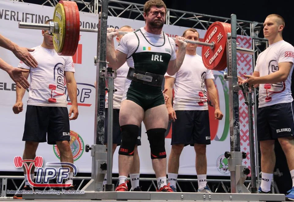 Incentives & Drawbacks of Competing in Powerlifting