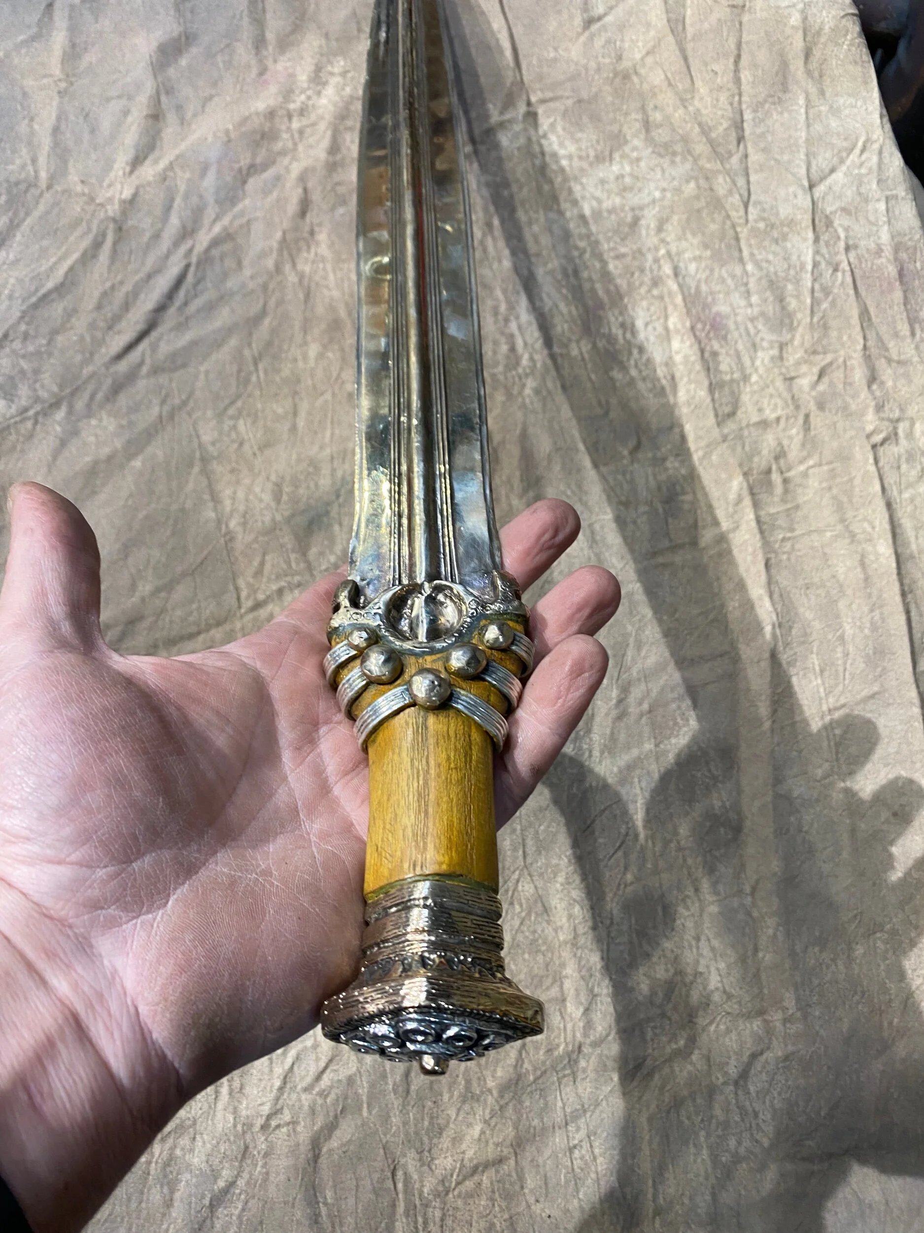 EAA18C9E-C0D4-4D04-9BFC-0CC7A549E4AC