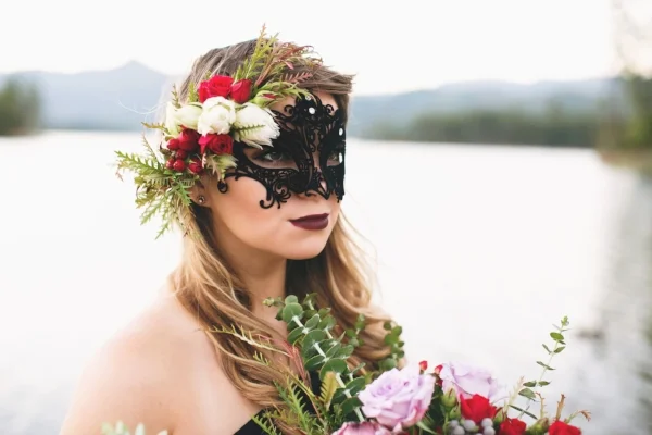 Redding CA Florist: Floral Crown