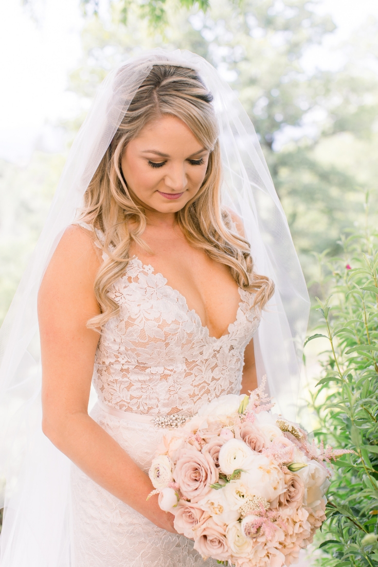 Luxurious Spring Wedding | Velours Designs | Holly Kiker Photography