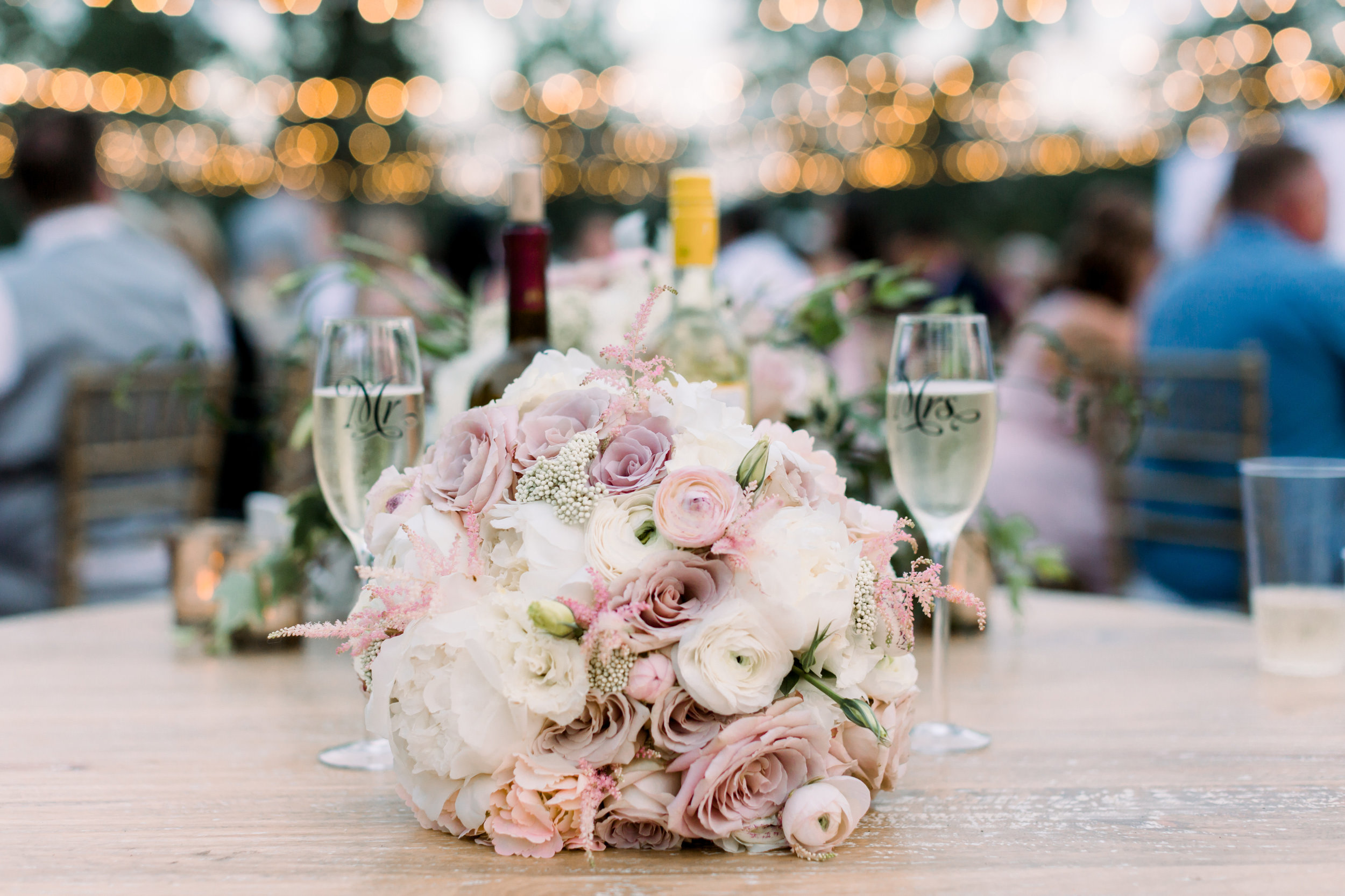 Luxurious Spring Wedding | Velours Designs | Holly Kiker Photography