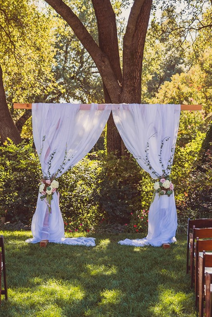 Country Garden Wedding | Velours Designs | Crystal Amen Photography