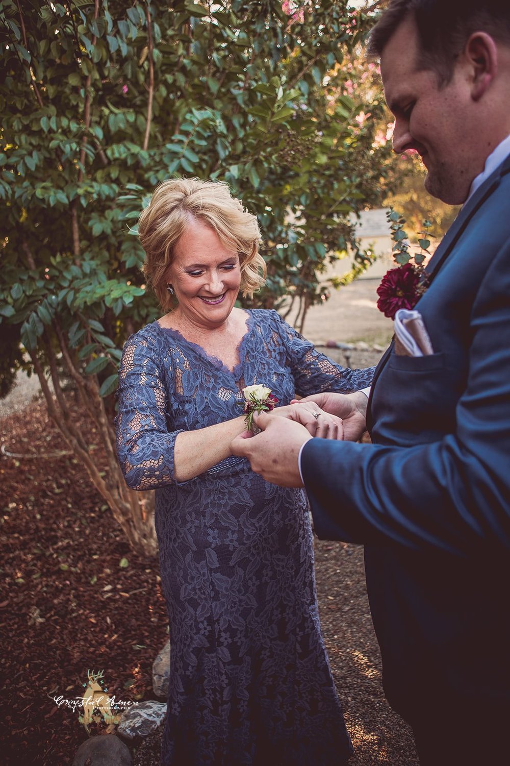 Country Garden Wedding | Velours Designs | Crystal Amen Photography