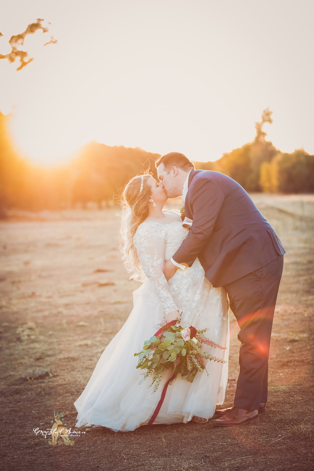 Country Garden Wedding | Velours Designs | Crystal Amen Photography