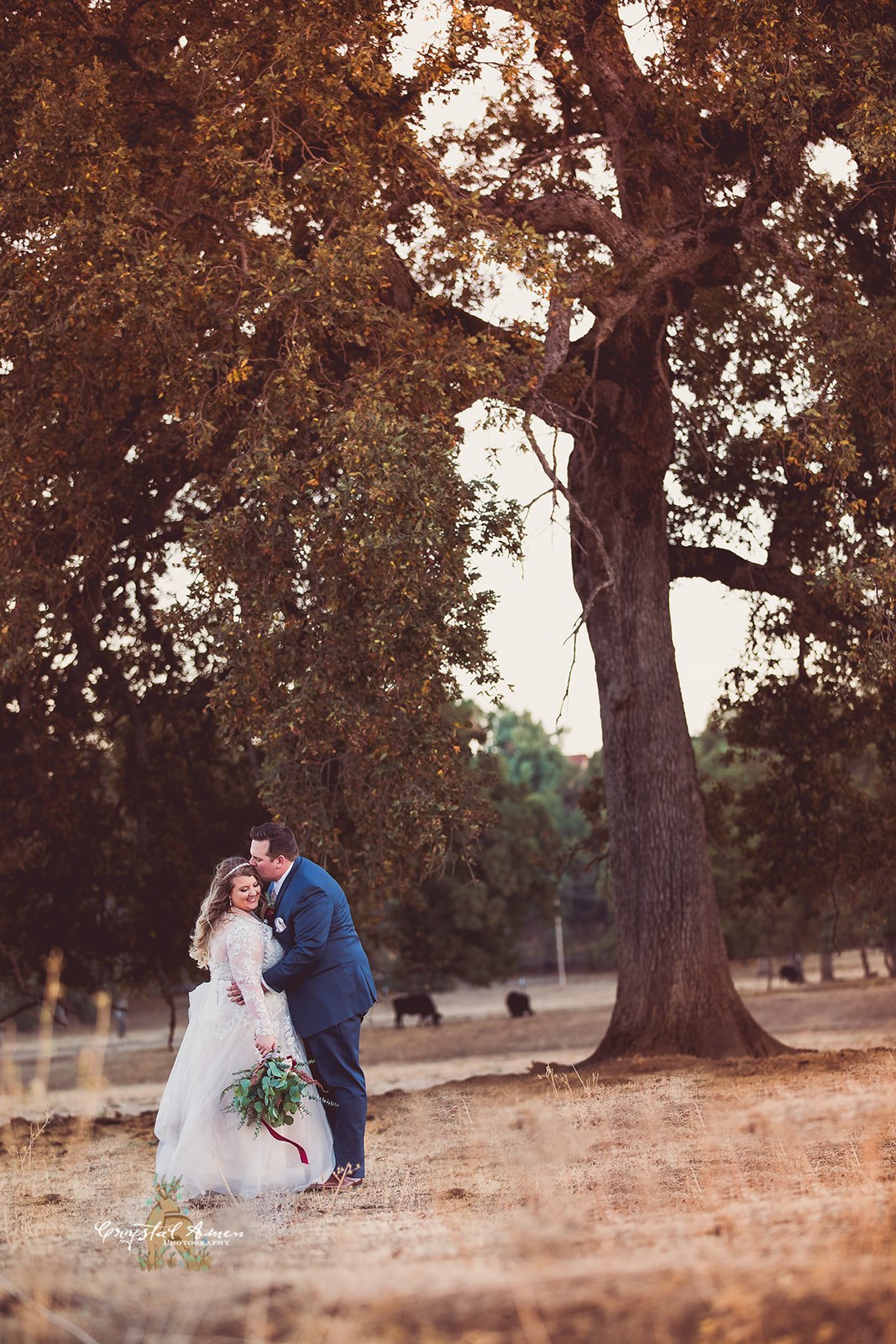 Country Garden Wedding | Velours Designs | Crystal Amen Photography