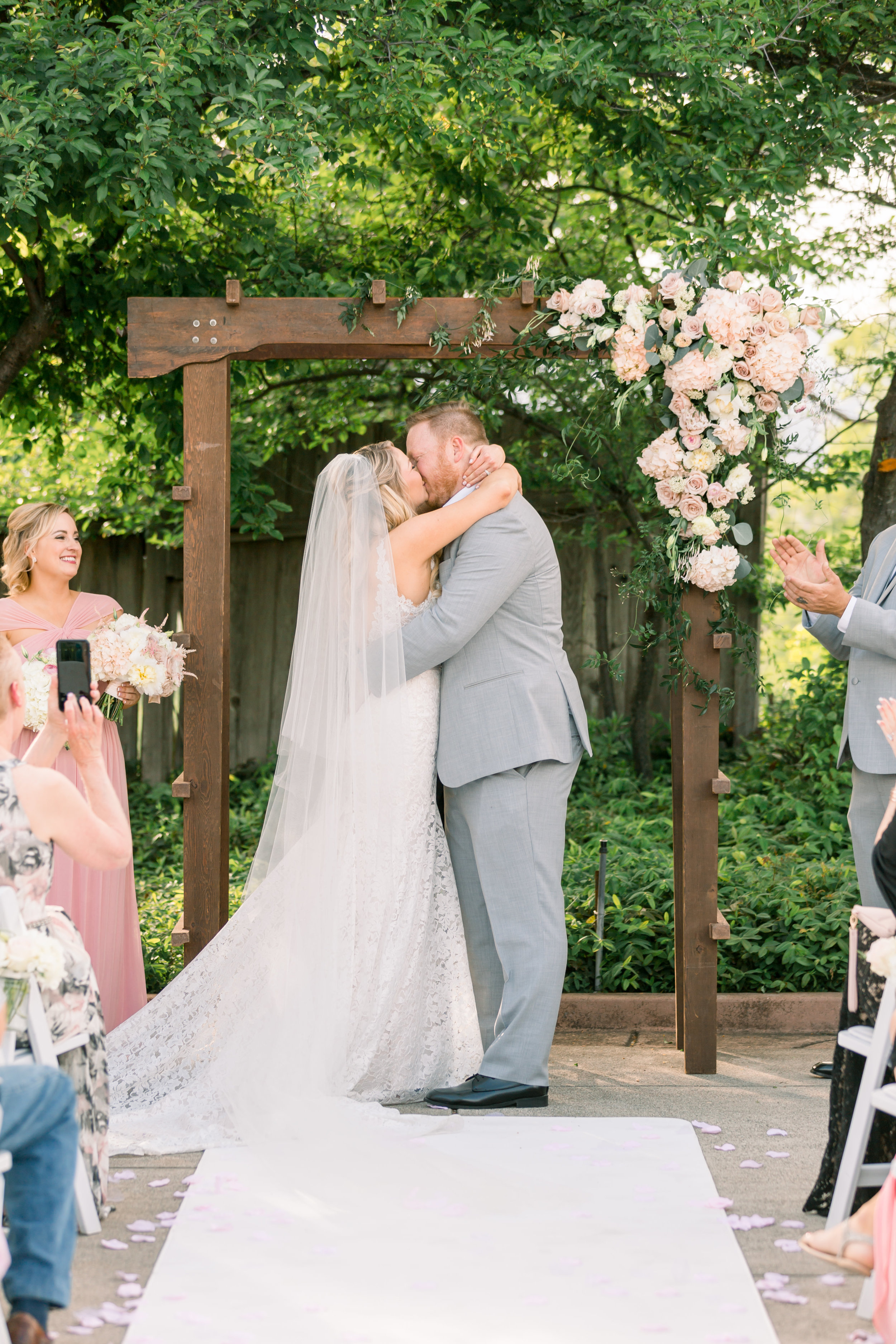 Spring Garden Wedding | Velours Designs