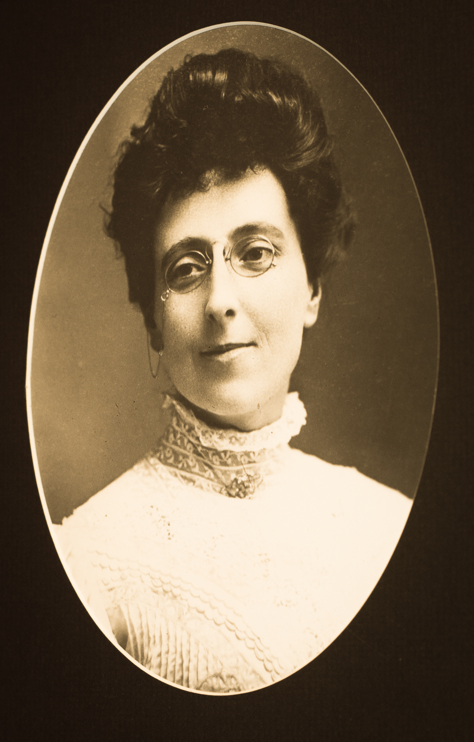 L.M. Montgomery- "Maud"