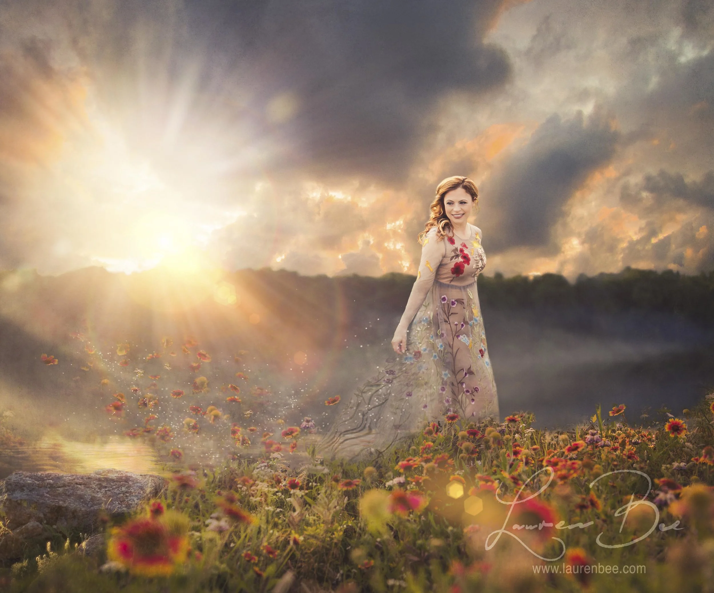 JENNIFER RISING.jpg