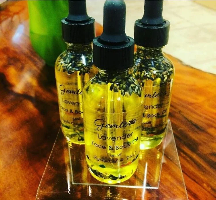 Gemtera's Face & Body Oil, Natural Hydrating Serum (2 oz.)