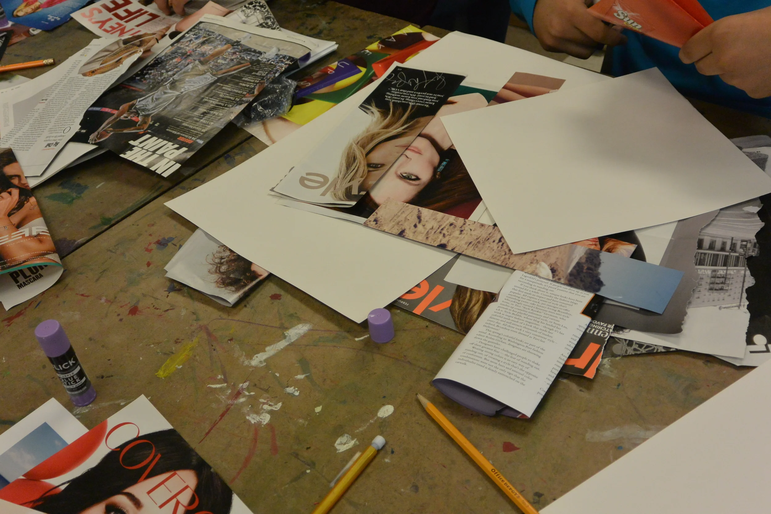 Students working on Paired Portraits
