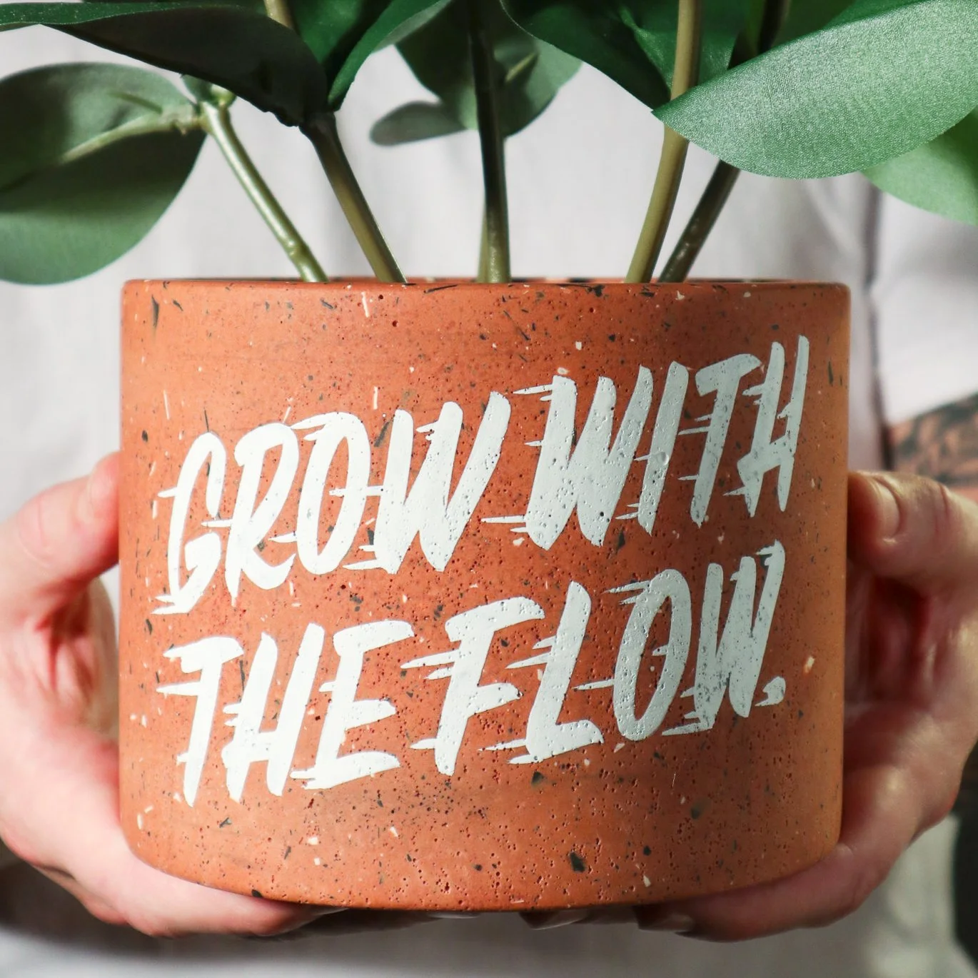 Pot_GrowWithTheFlow-1.jpg