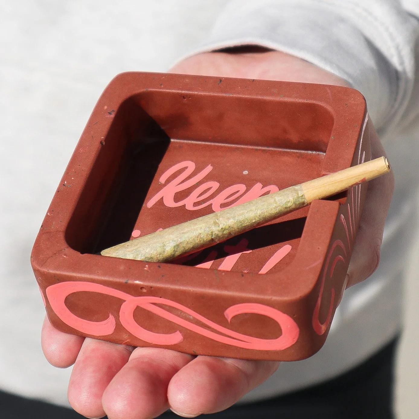 Ashtray_KeepItLit_BrickPink-1.jpg
