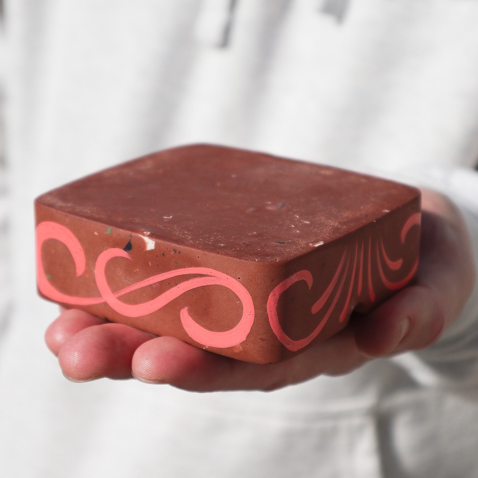 Ashtray_KeepItLit_BrickPink-6.jpg