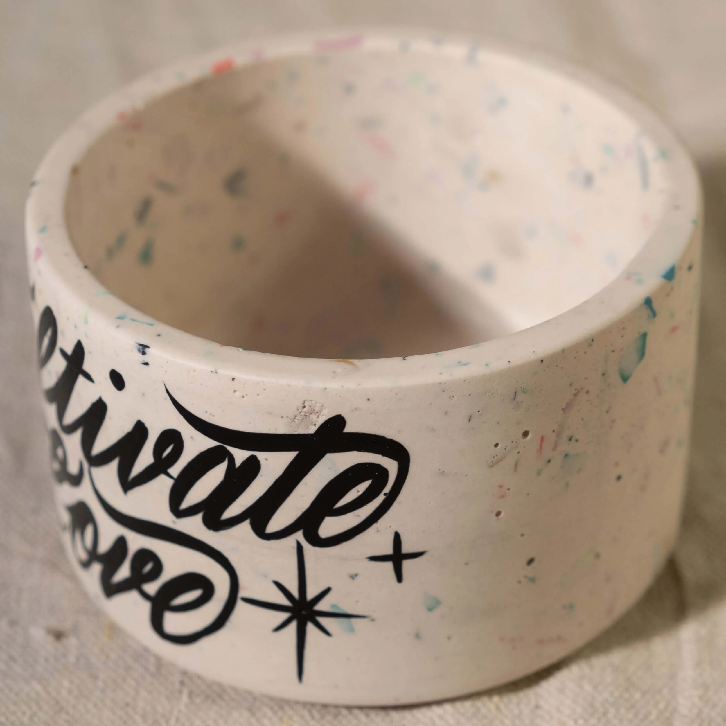 Planter M- Cultivate Love - White w- Black-4.jpg