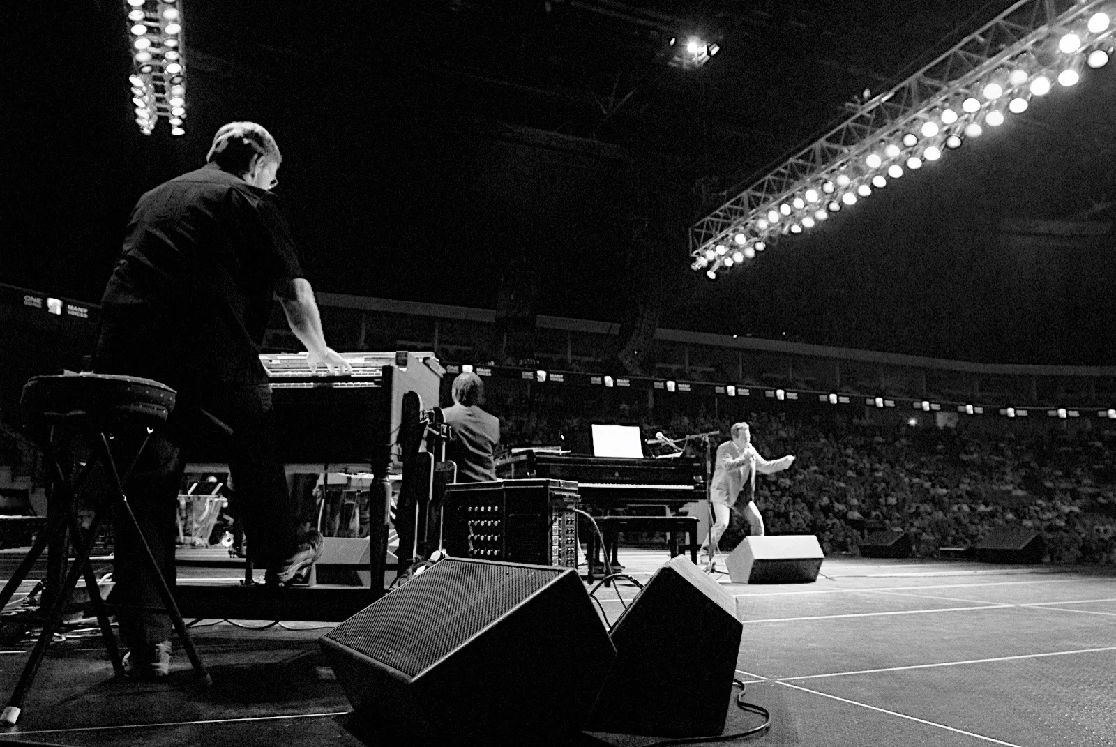 Walt working his magic on the Hammond B3 at the grand opening concert of the BOK in Tulsa, Oklahoma 2008.