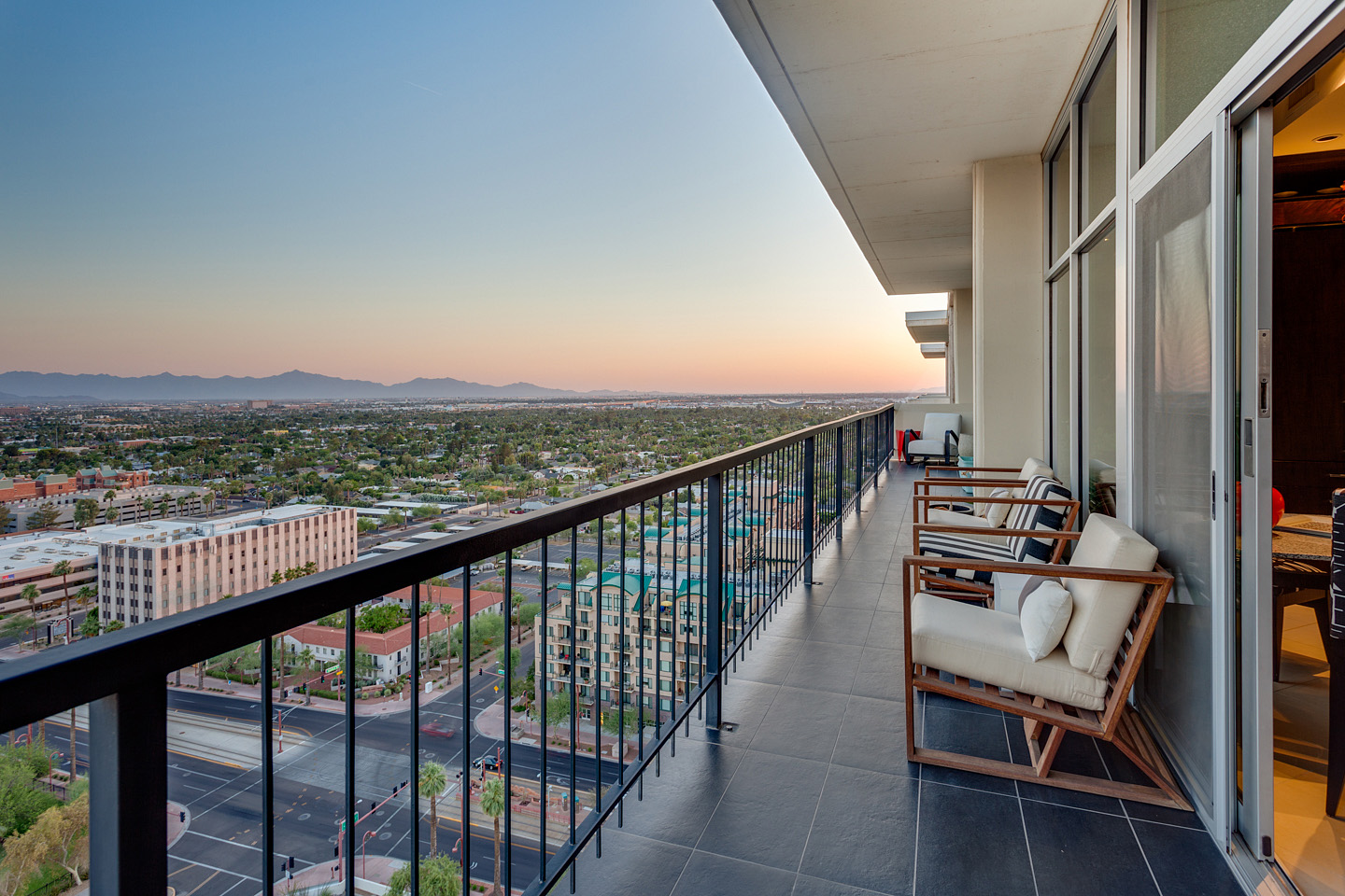 2323-N-Central-Ave-Phoenix-Downtown-Penthouse-54.jpg