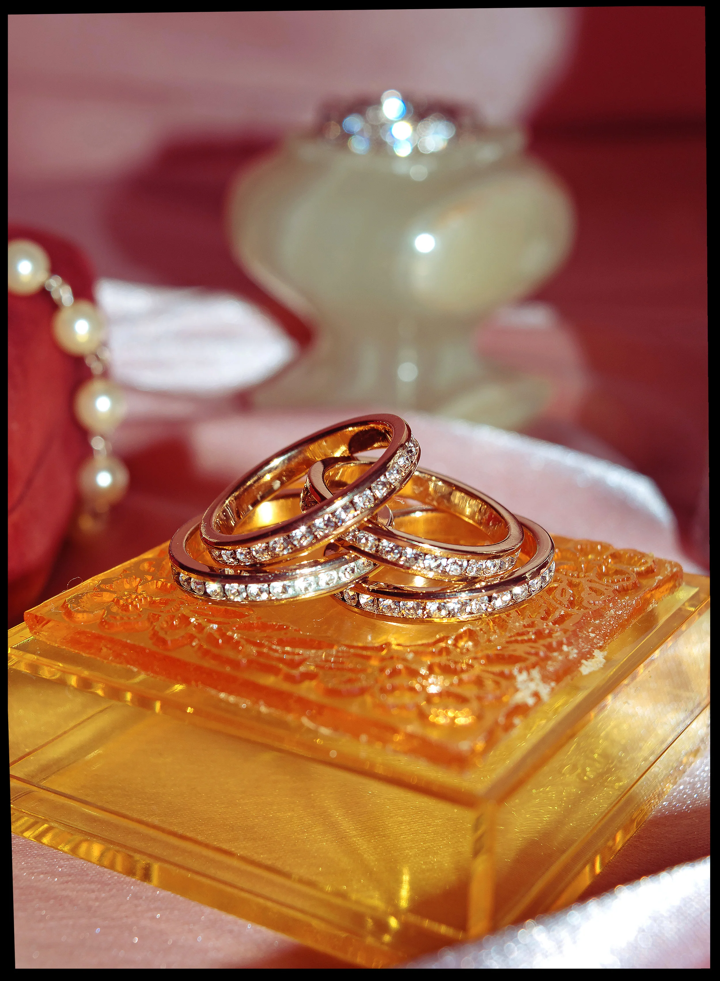 An Industry Insider Takes The Shine Off Fast Fashion Jewelry Production Selva Beat An Industry Insider Takes The Shine Off Fast Fashion Jewelry Production Selva Beat