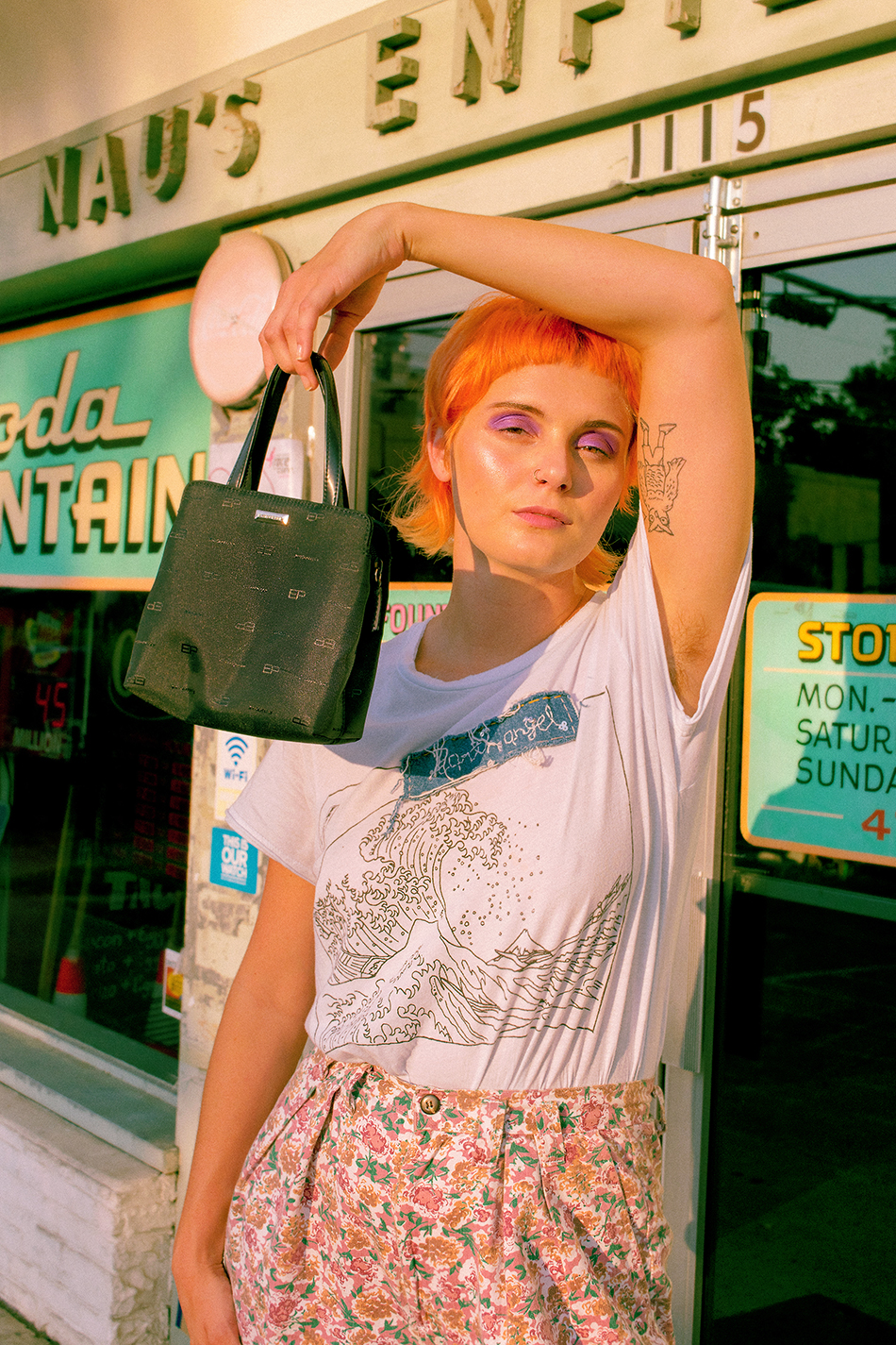Meggie-Shorts-Tshirt-4-smaller.jpg