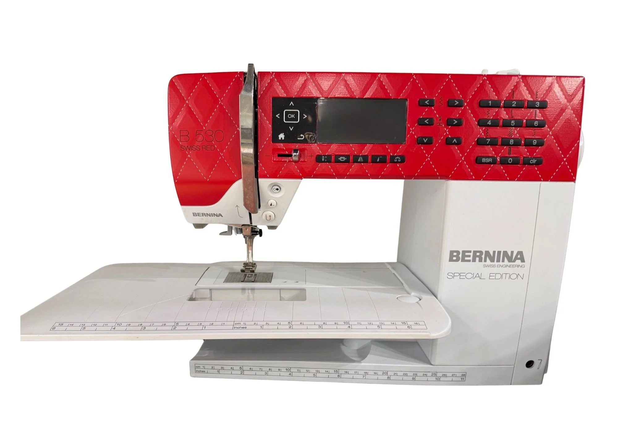 Bernina swiss red B530.jpg