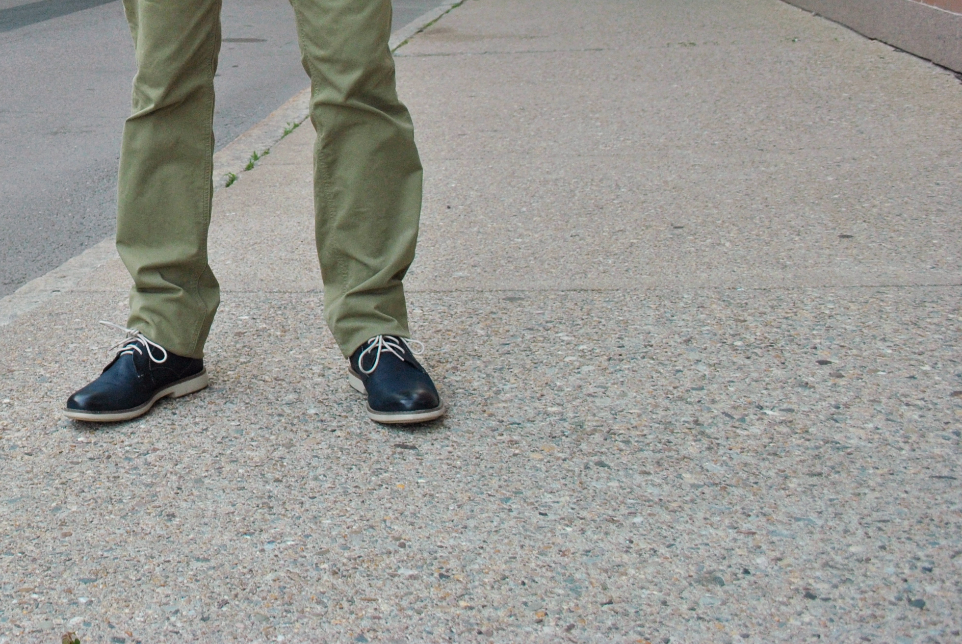 mens fashion // navy and olive // ben sherman // nordstrom // paige denim // clarks // ombre // slim fit // thoughtfulwish