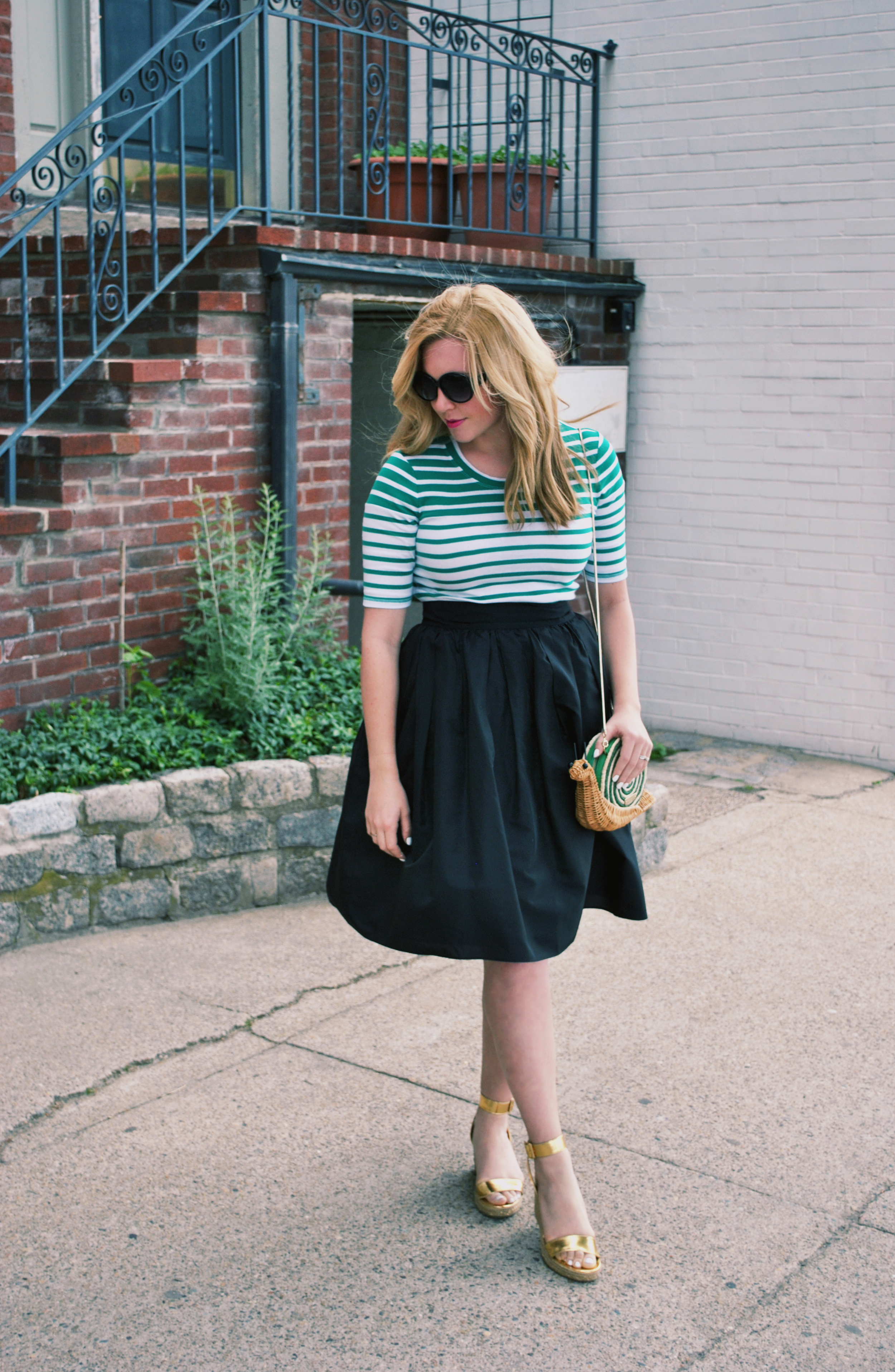 Garden party // preppy outfit // snail purse // kate spade // green stripes // puffy skirt // thoughtfulwish // 