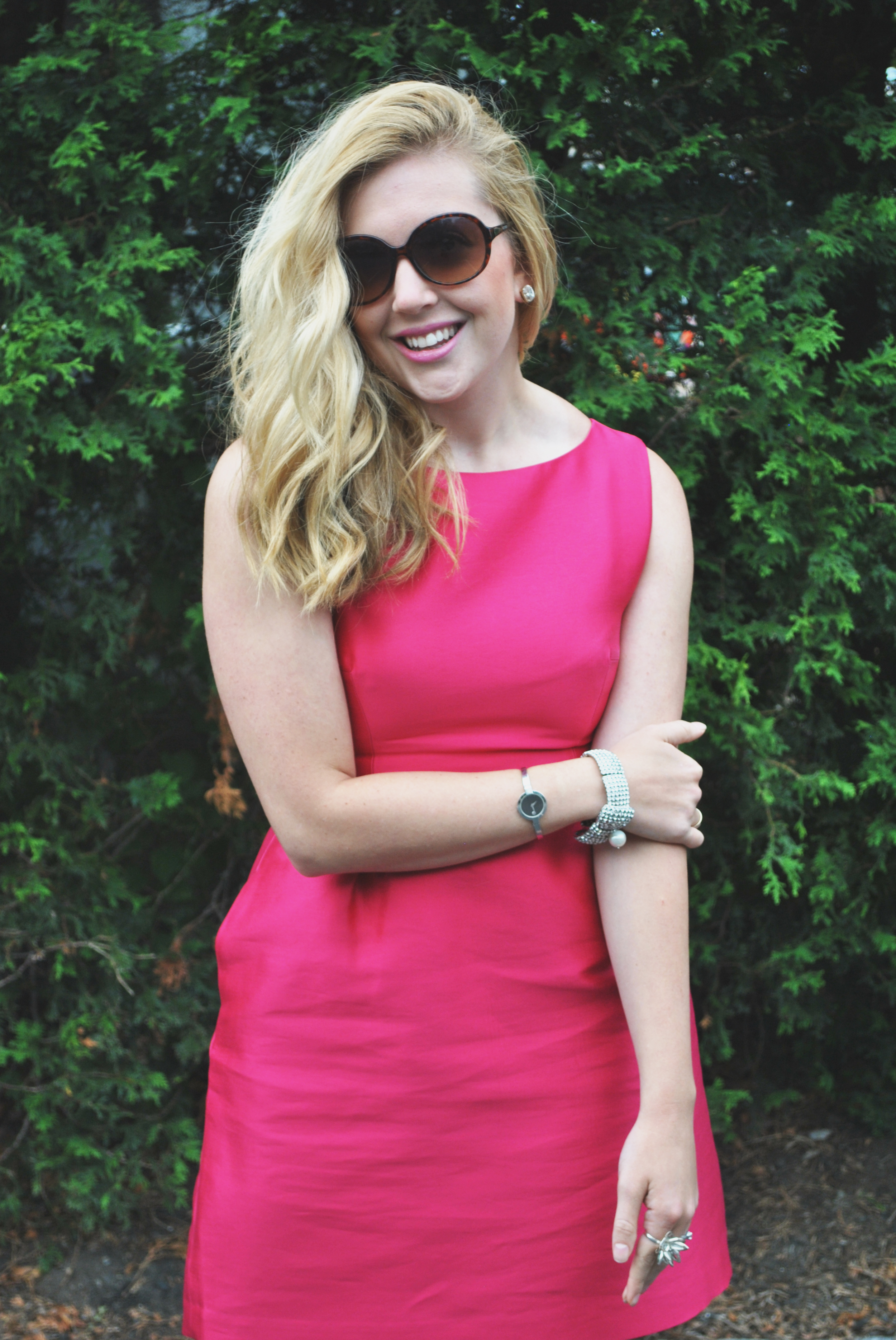 felicity smoak inspired fashion // pink dress // kate spade // trench coat // burberry // evening outfit | thoughtfulwish