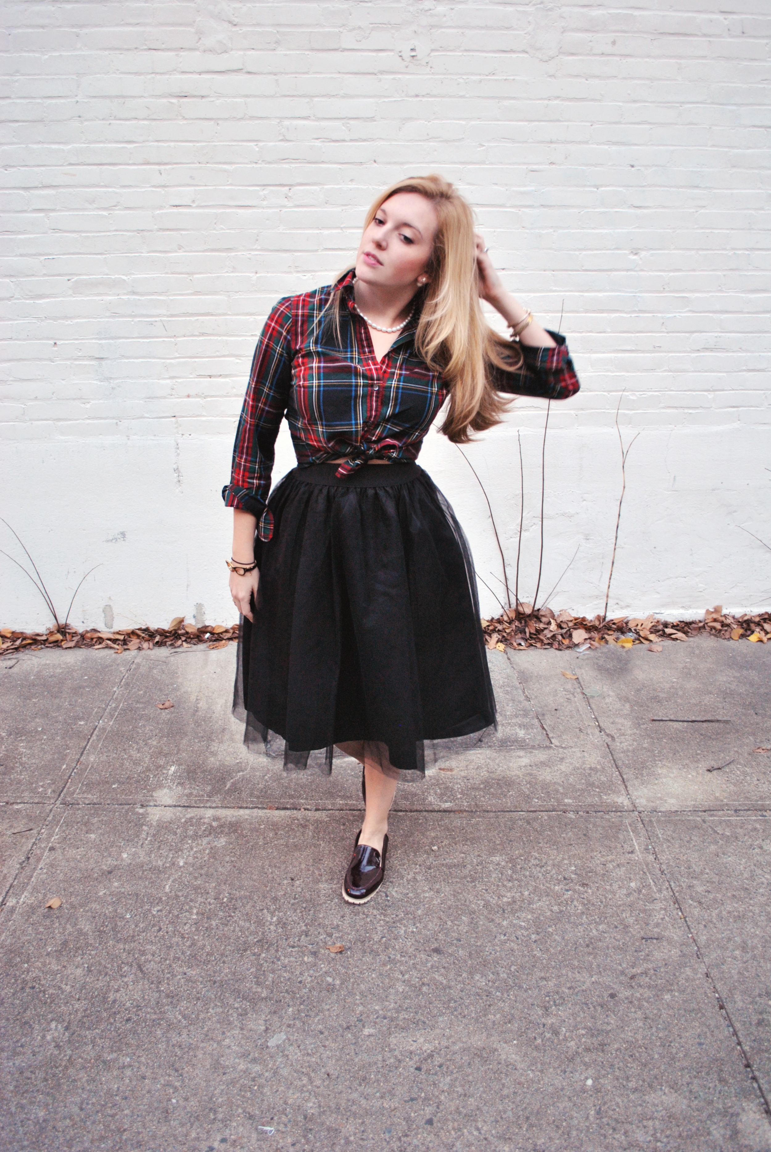 thoughtfulwish | plaid outfit // pearls // tulle skirt // preppy outfit // holiday outfit // kate spade // j.crew