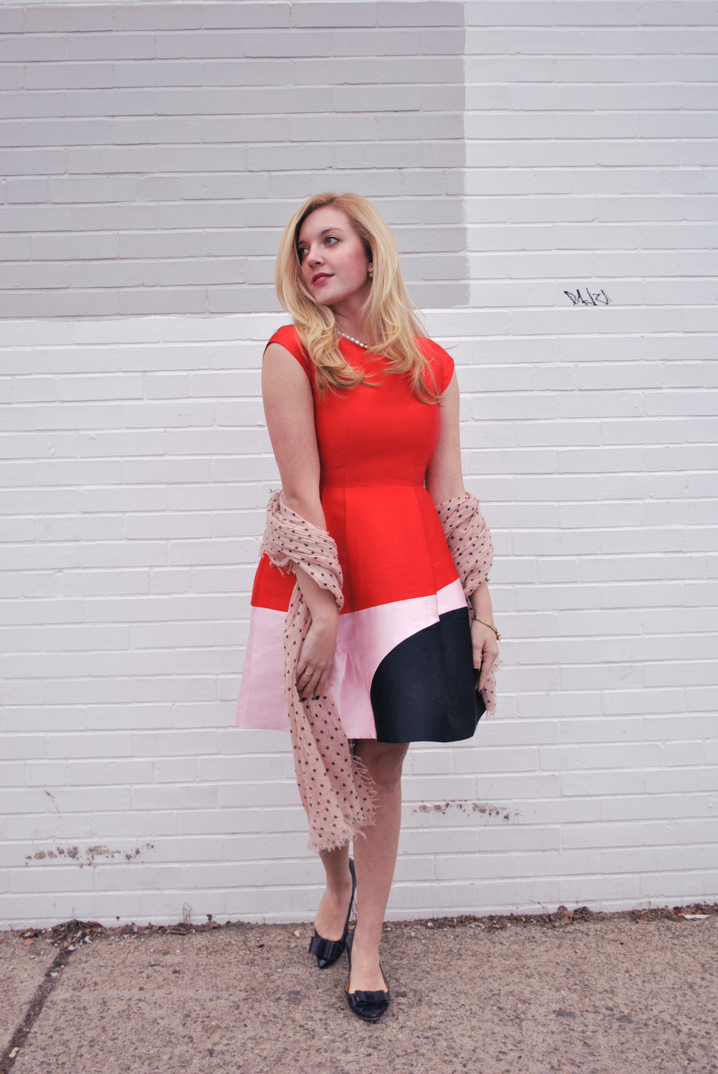 thoughtfulwish | preppy outfit // holiday outfit // holiday dress // color block dress // kate spade // fashion blogger // boston fashion // meredith wish