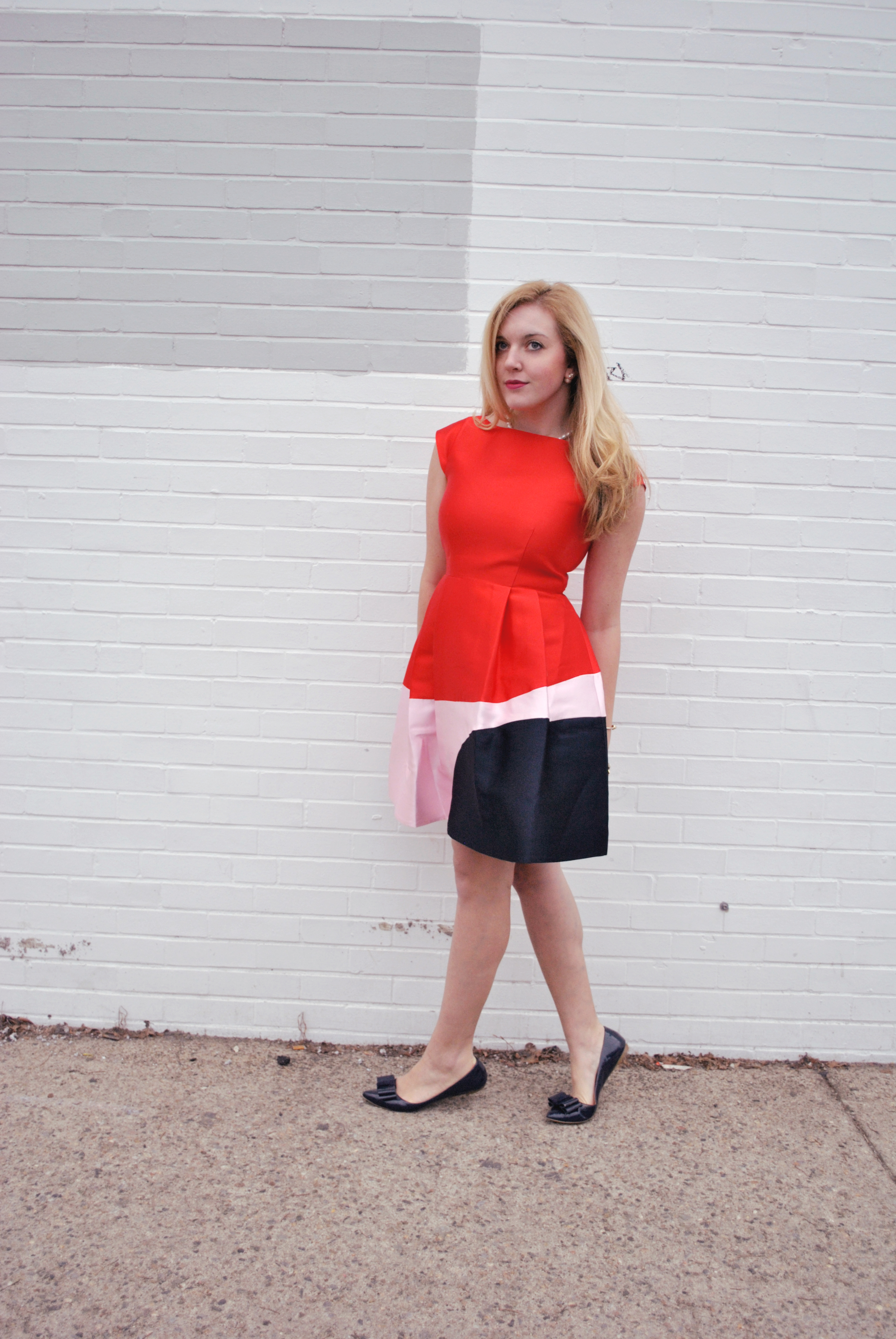 thoughtfulwish | preppy outfit // holiday outfit // holiday dress // color block dress // kate spade // fashion blogger // boston fashion // meredith wish
