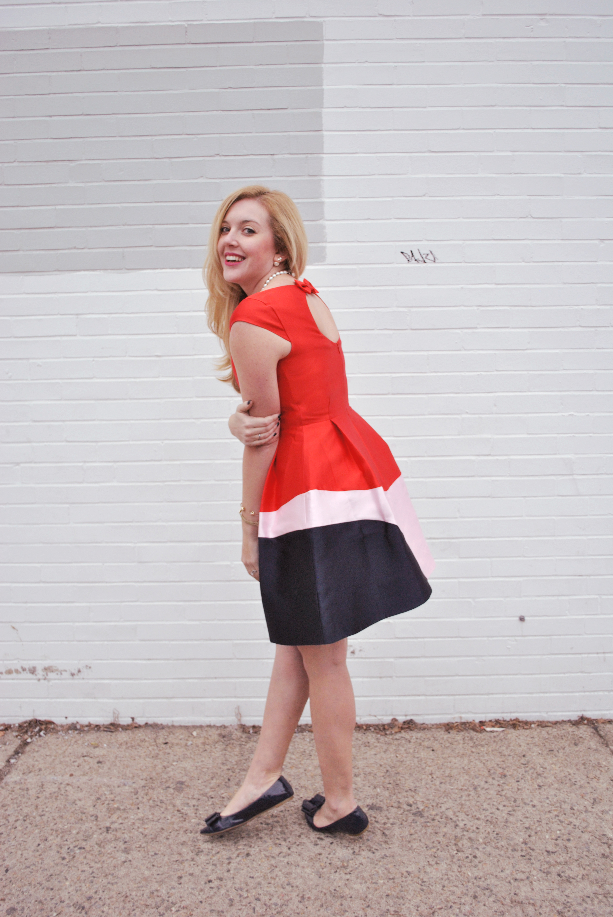 thoughtfulwish | preppy outfit // holiday outfit // holiday dress // color block dress // kate spade // fashion blogger // boston fashion // meredith wish