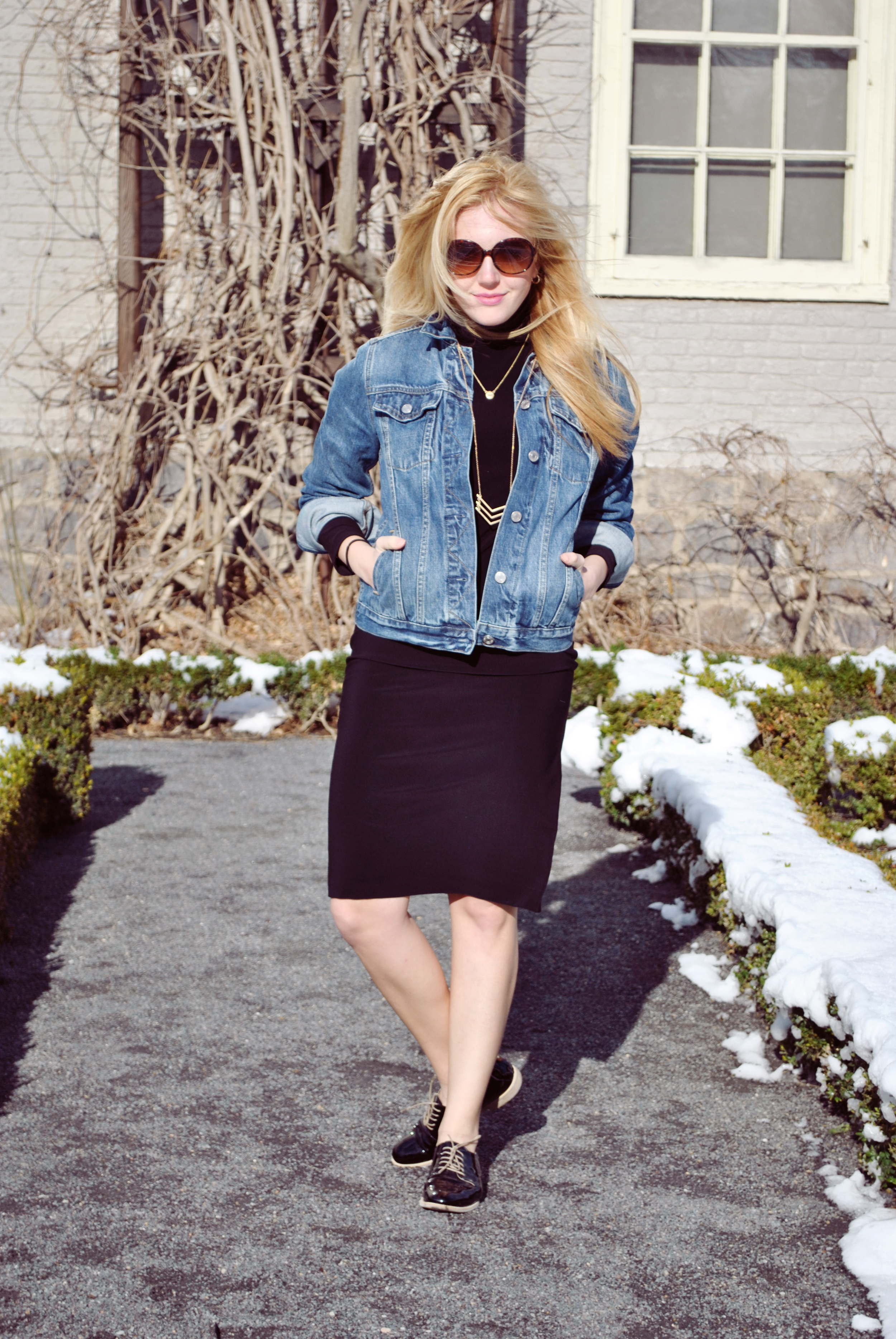 thoughtfulwish | spring outfit // boston fashion // boston blogger // ootd // fashion // denim // turtleneck dress // meredith wish