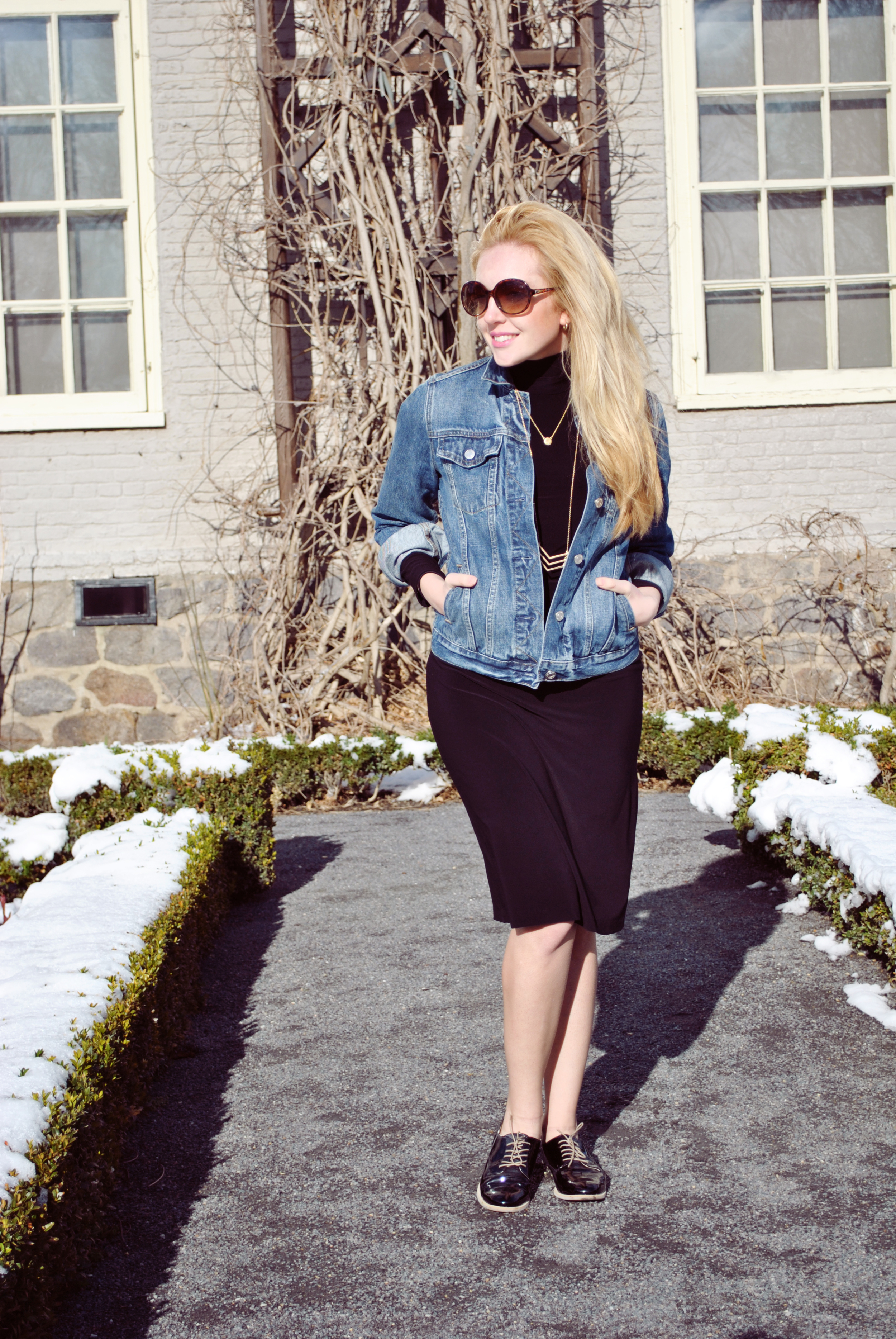 thoughtfulwish | spring outfit // boston fashion // boston blogger // ootd // fashion // denim // turtleneck dress // meredith wish