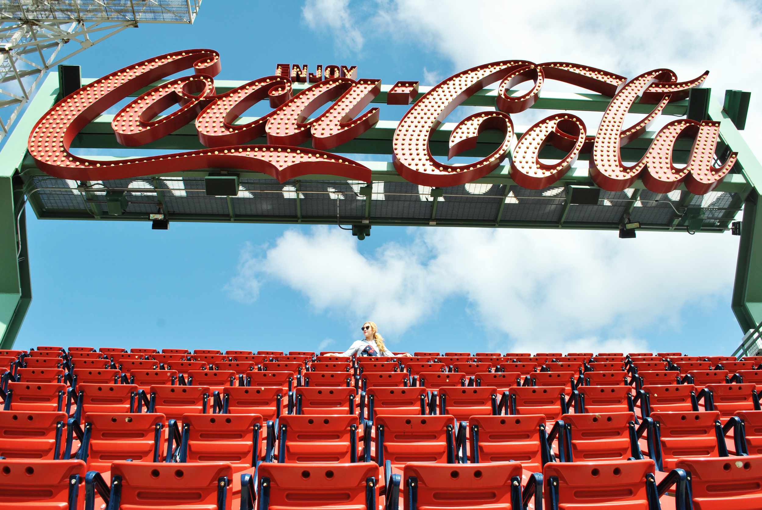 thoughtfulwish | fenway park // red sox // fashion blogger // preppy // baseball // ootd // boston // palazzo pants // meredith wish 