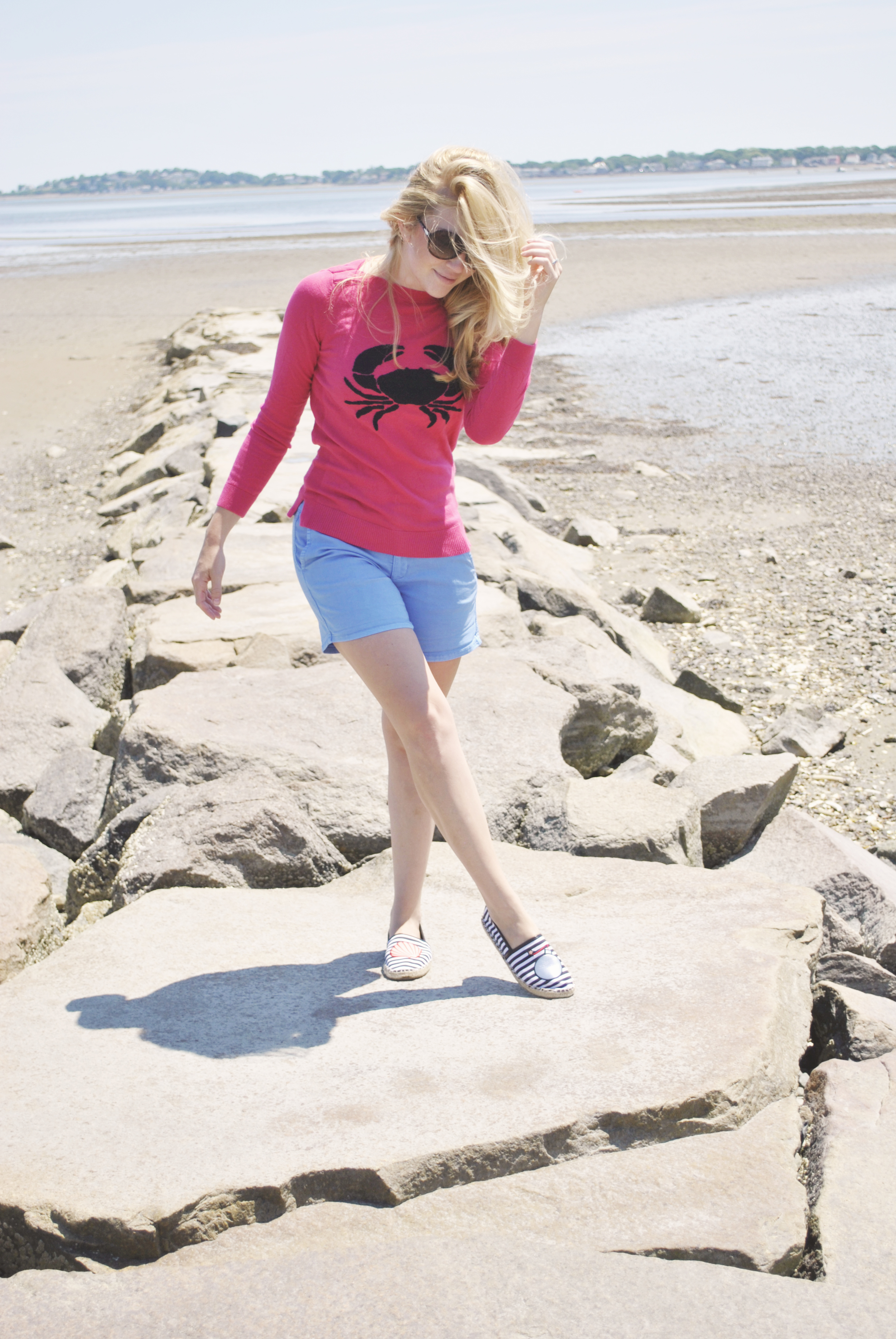 thoughtfulwish | talbots // novelty // crab sweater // pink // shorts // new england fashion // preppy outfit // beach life // ocean life // salty hair