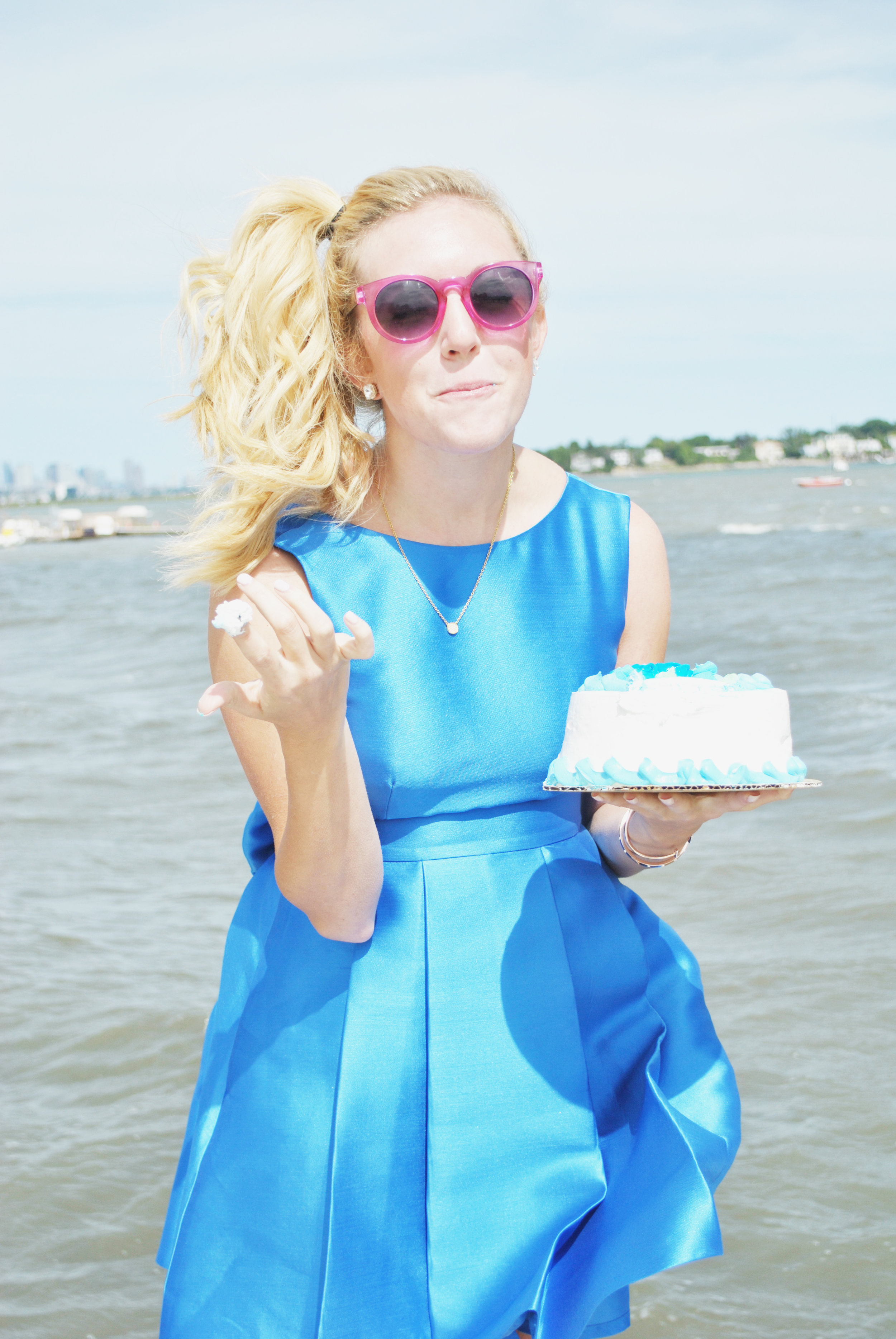 thoughtfulwish | preppy // kate spade // bow // birthday outfit // cake // party dress // boston fashion // meredith wish