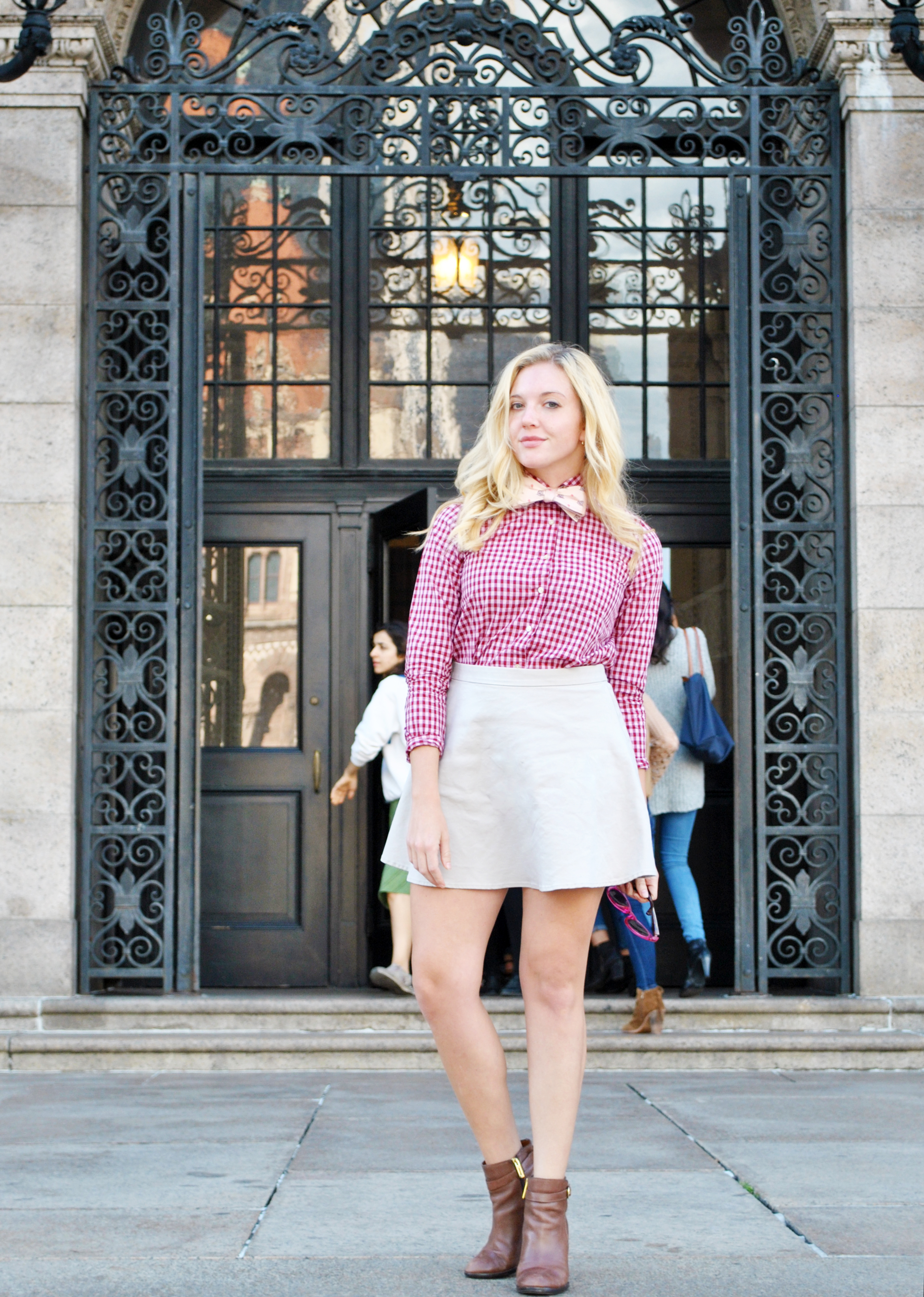 thoughtfulwish | oootie // bow tie // copley // boston // fblog // fashion blogger // preppy // fall outfit // meredith wish
