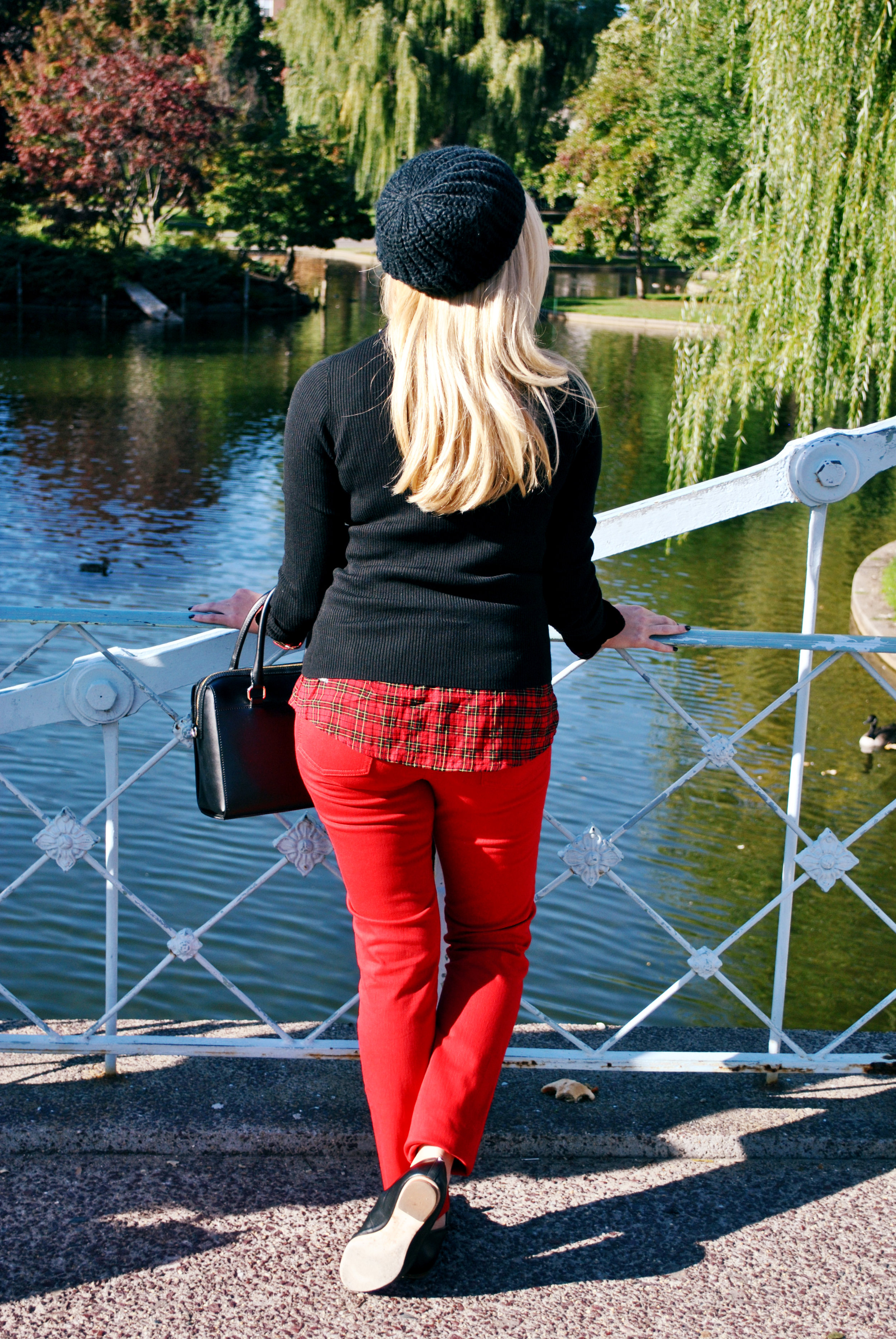 thoughtfulwish | j.mclaughlin // fall oufit // red pants // preppy // boston // boston public garden // comm ave // plaid // sweater weather // meredith wish