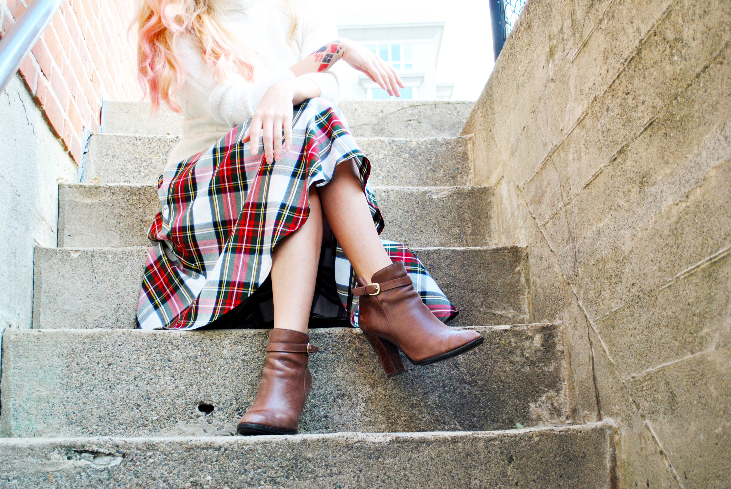 thoughtfulwish | tartan // preppy outfit // fall outfit // j.mclaughlin // boston // meredith wish