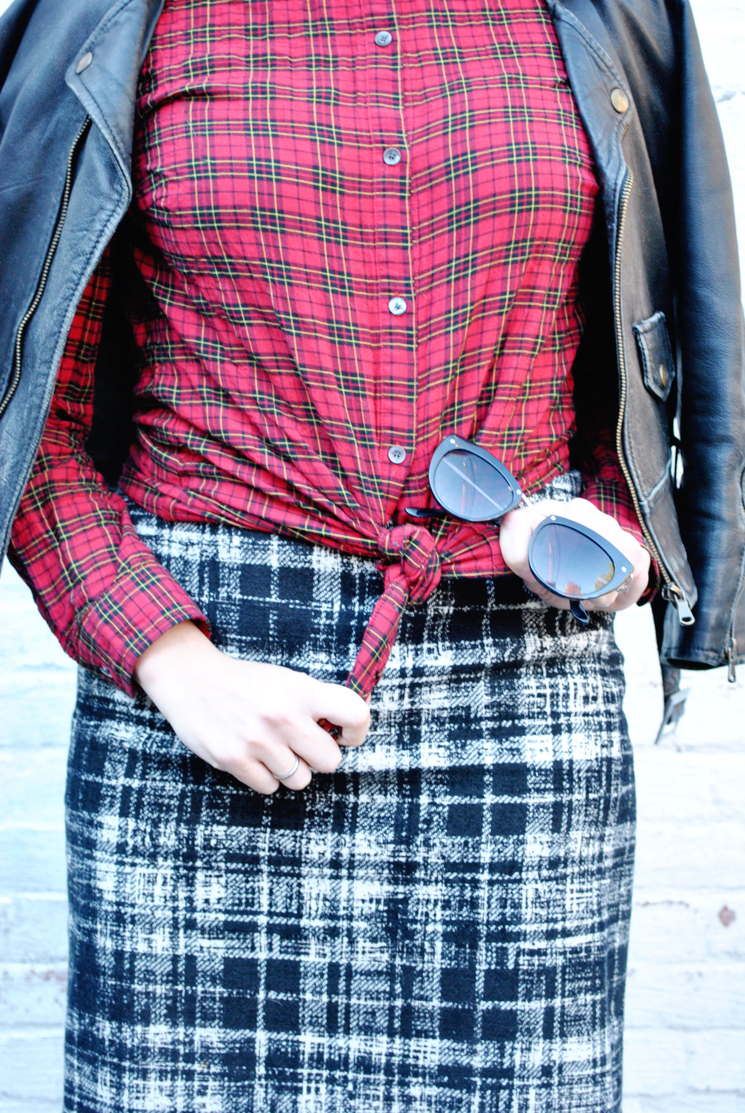 thoughtfulwish | preppy, plaid, plaid outfit, fall outfit, winter outfit, j.mclaughlin, ann taylor, boston fashion, fashion blogger, fblog, christian louboutin