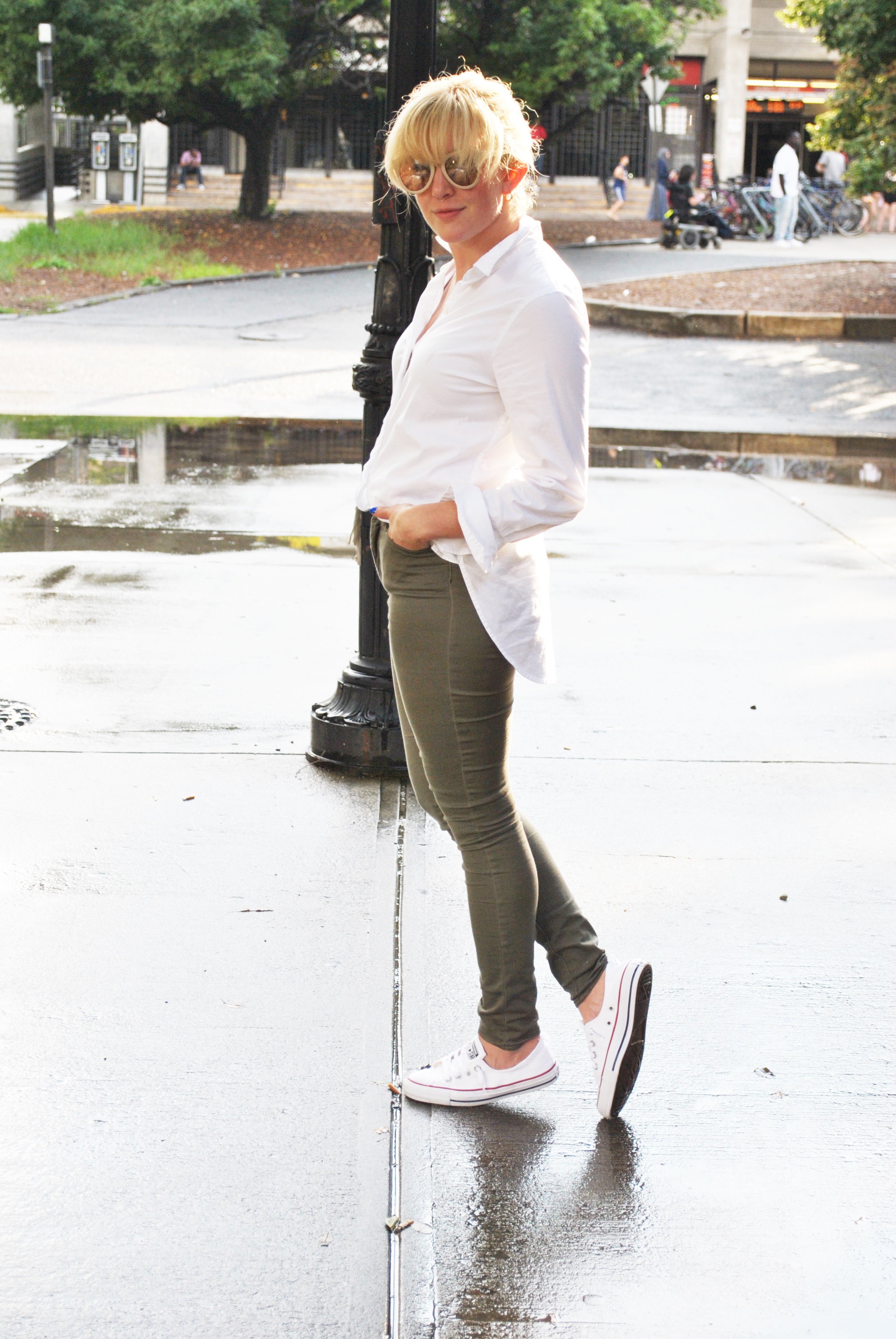 thoughtfulwish | boston, fashion, preppy, oxford shirt, olive, j.crew, fashion blogger, bosblogger, fblogger, fbog, meredith wish