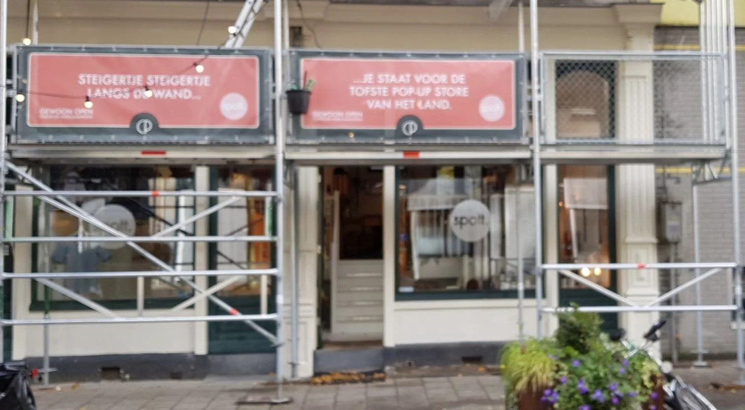 Pop-upstore Spott, Czaar Peterstraat 68