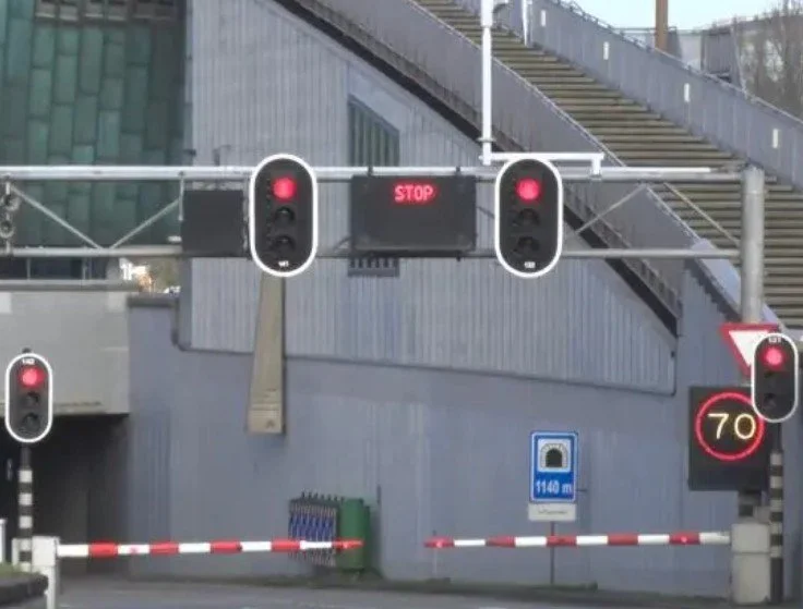 ijtunnel-dicht.jpg