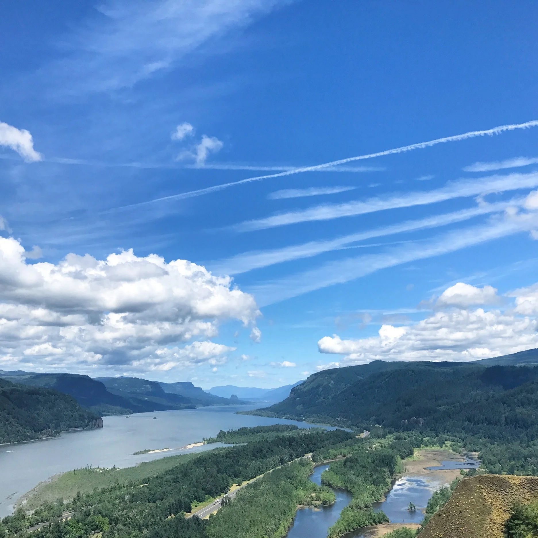 Multnomah Falls and Vista House Crown Point