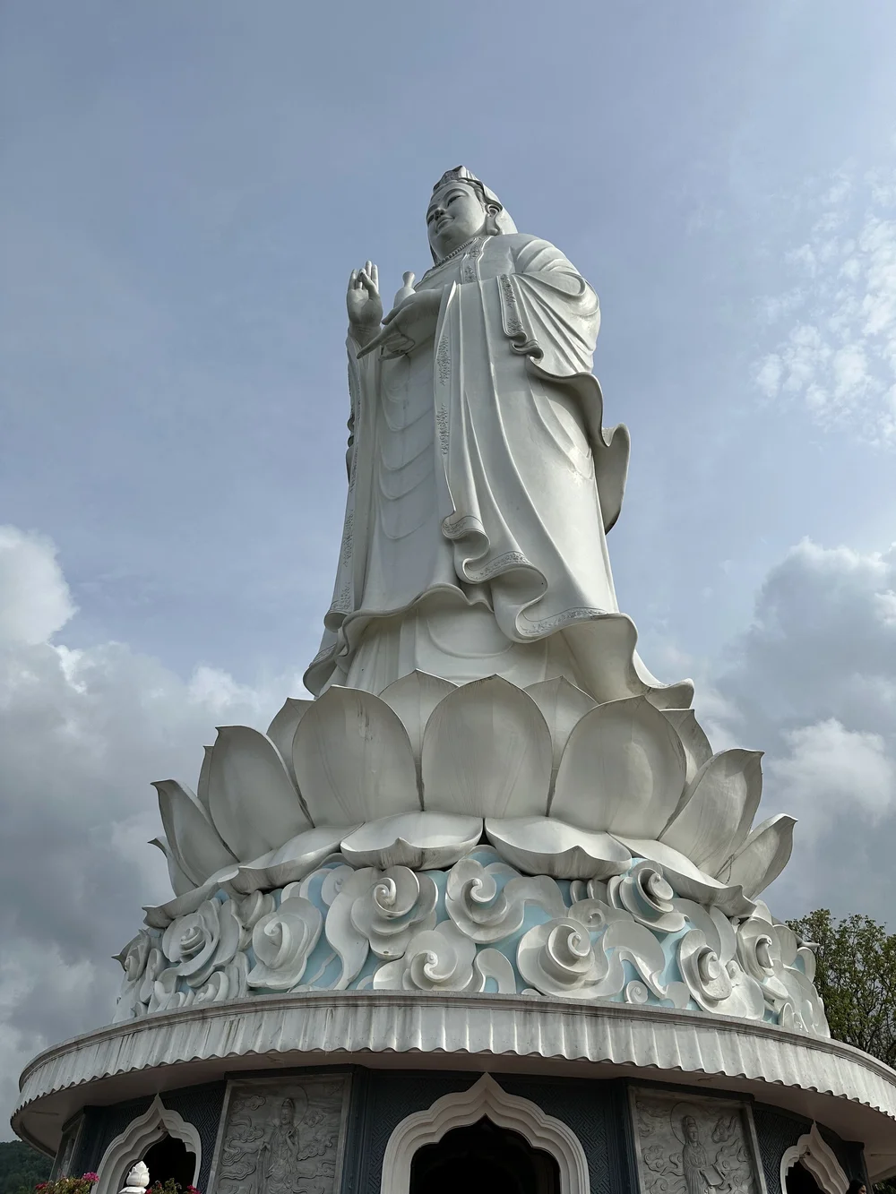  Kuan Yin in Da Nang. 