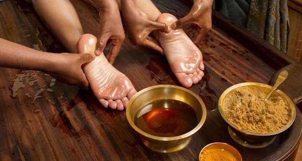 Ayurvedic-massage.jpg
